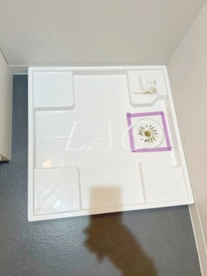 【設備】 | Ｌｅｔ’ｓ　Ｓｍａｒｔ | 室内洗濯機置き場です。