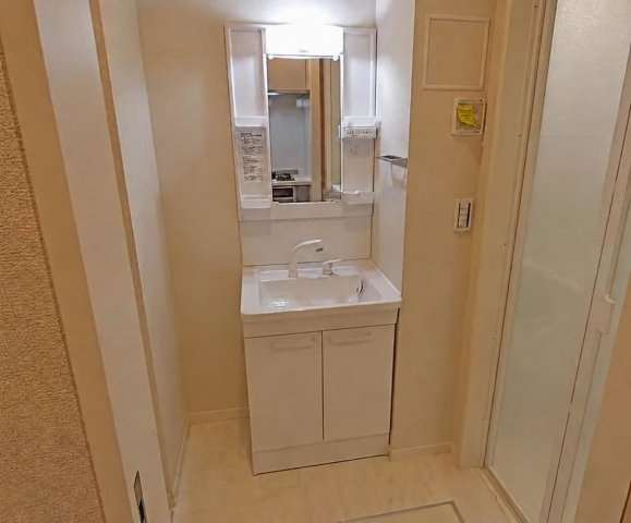 SIX BIJOUX堺町五条の洗面所