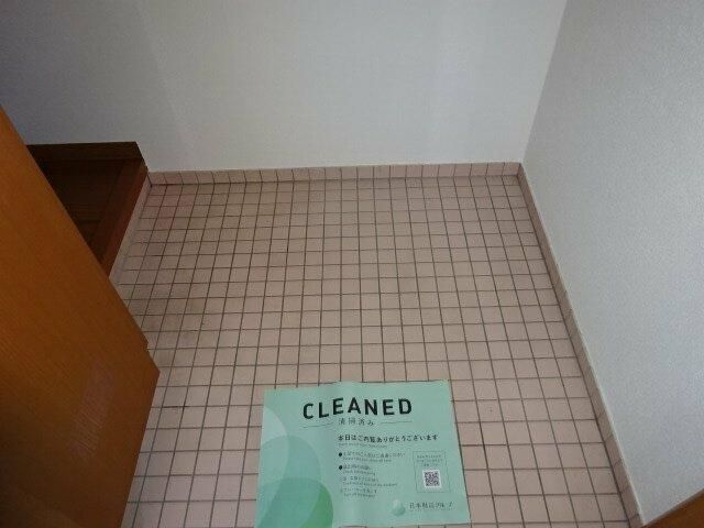 エノキプラザの玄関