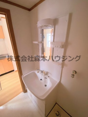 【独立洗面台】 | 　エクセルハイム | 独立洗面台、小物を置くことができて便利です