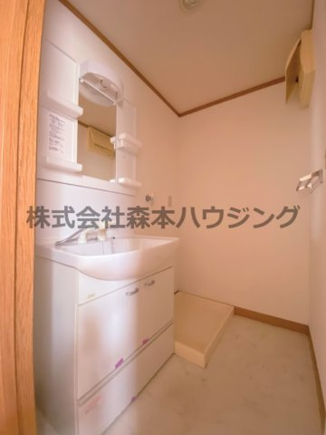 【洗面所】 | 　エクセルハイム | スペースが確保できる洗面所です