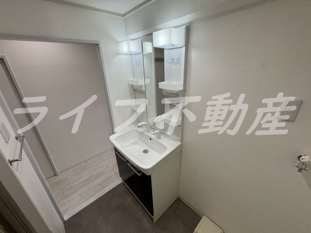 シティハイツ深江の独立洗面台|独立洗面化粧台が付いています