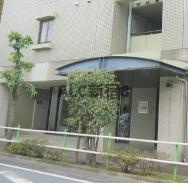 ハイネス小竹向原のエントランス