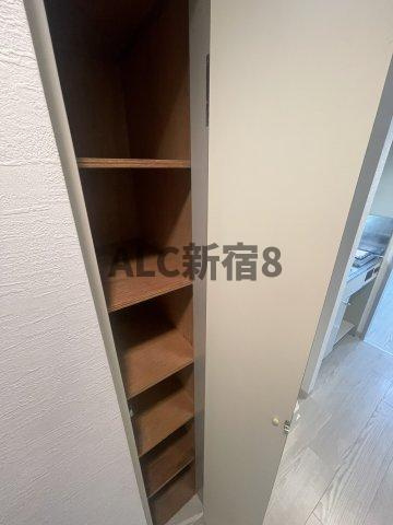 ハイネス小竹向原の収納