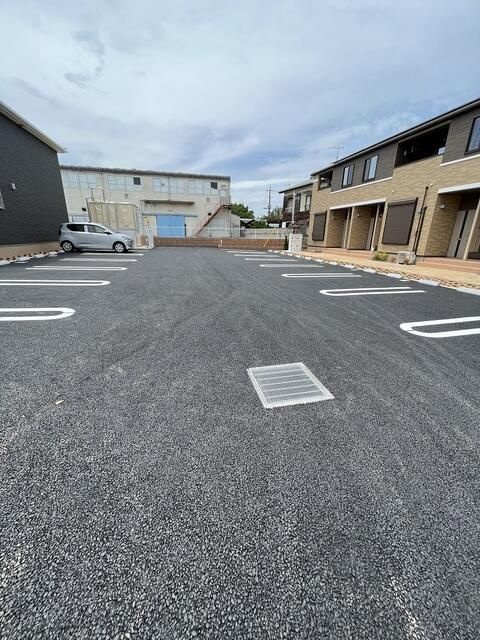 グランソレイユⅡの駐車場