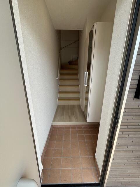 グランソレイユⅡの玄関