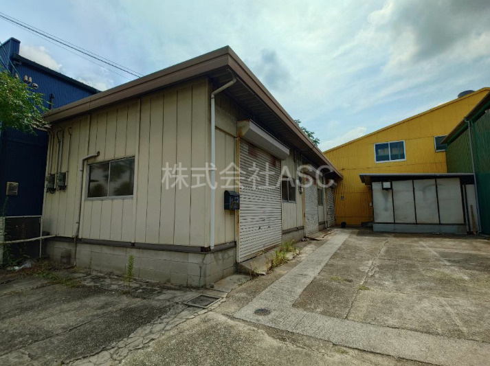 東大阪市衣摺貸し倉庫