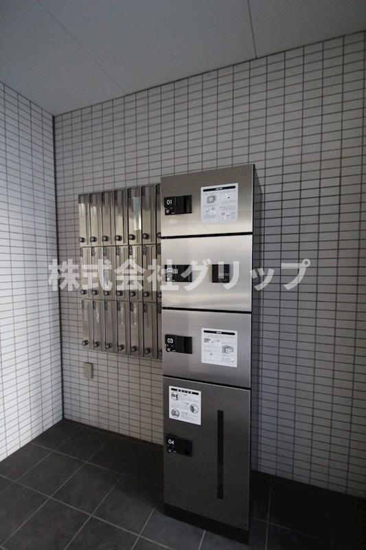 横浜市西区浅間町４丁目の賃貸マンションのロビー