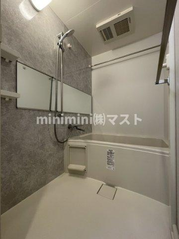 旧　スプランディッド本町東DUEの浴室
