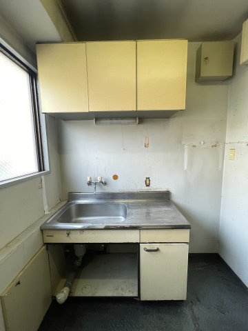 北野商店街　２階店舗事務所のキッチン