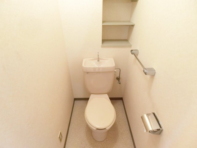 メゾン摂津のトイレ