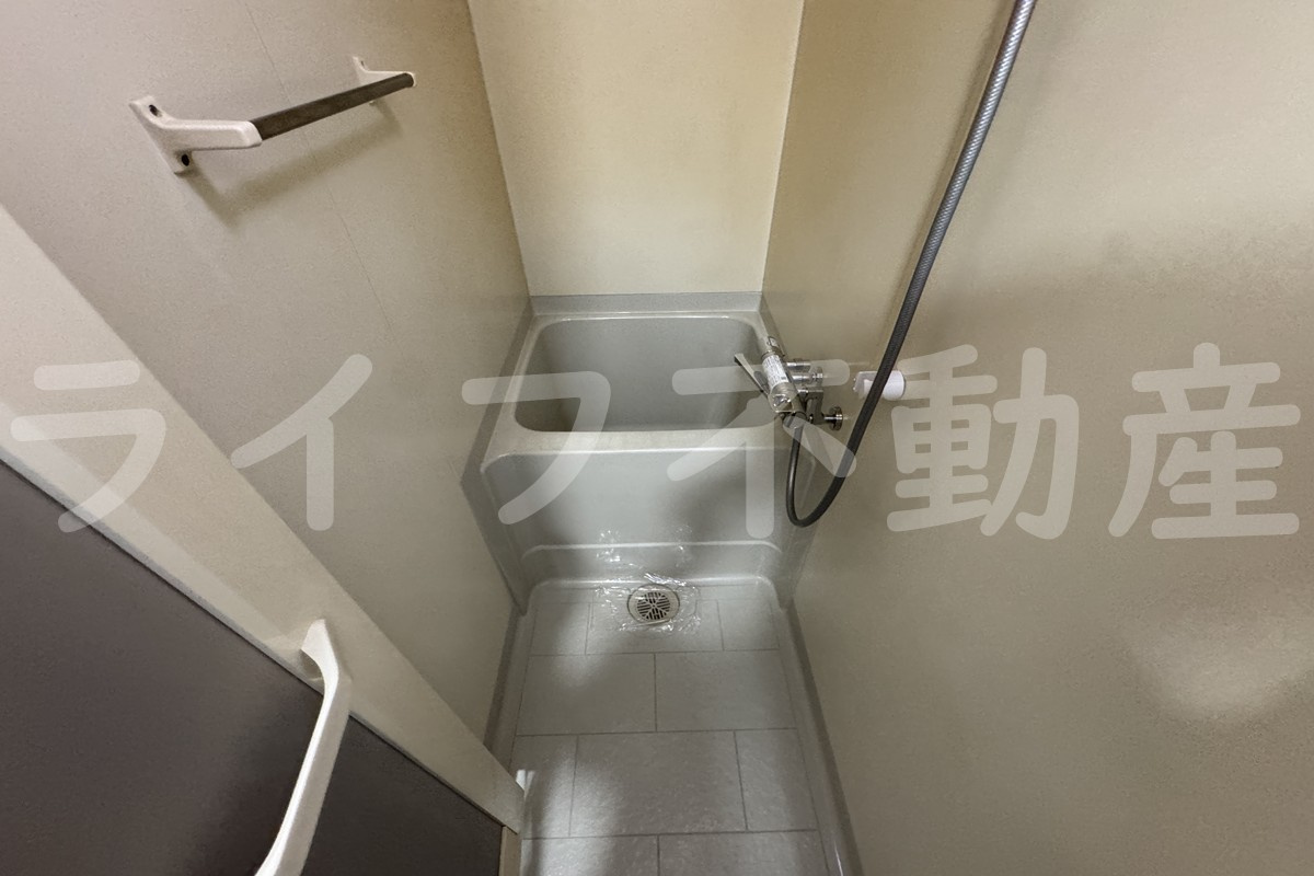 シャトー横枕の浴室|落ち着いた空間のお風呂です