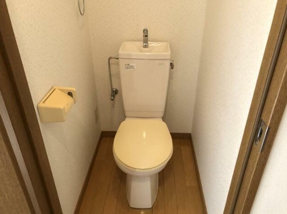 中野区若宮３丁目の賃貸マンションのトイレ
