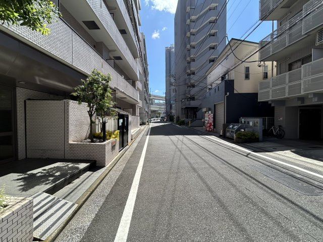 快適性と機能性に配慮された居住空間☆見えない部分まで交換・保証された安心の新生活♪そして、この物価高の時代に、リビングへエアコン１台付けちゃった太っ腹！！な、【パーク・ノヴァ横浜吉野町】リノベーションの周辺