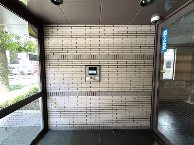 快適性と機能性に配慮された居住空間☆見えない部分まで交換・保証された安心の新生活♪そして、この物価高の時代に、リビングへエアコン１台付けちゃった太っ腹！！な、【パーク・ノヴァ横浜吉野町】リノベーションのその他共用部分