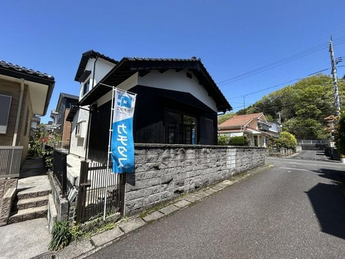西岐波東片倉リフォーム済み物件の前面道路含む現地写真