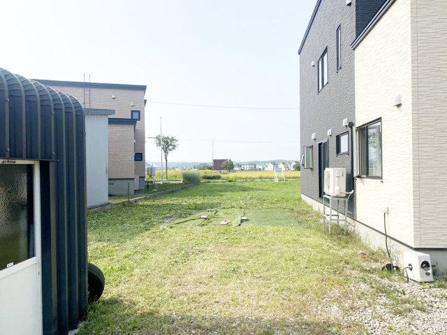 石狩郡当別町末広　令和3年築戸建の庭|広々したお庭はドッグランや家庭菜園など様々な使い方が楽しめそう♪