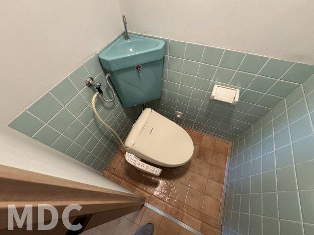 徳島市北矢三町４丁目の賃貸マンションのトイレ