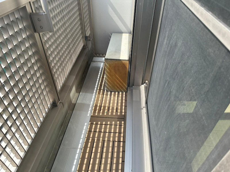 メゾン ハピネスの玄関
