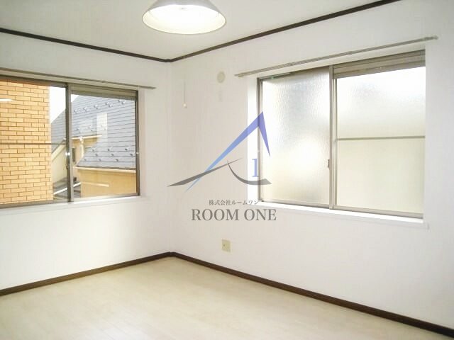 ポーメゾンの居間・リビング|洋室のお部屋です。