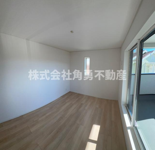 秦野市南矢名第19　新築一戸建て　2号棟の内観：施工例|《施工例》洋室