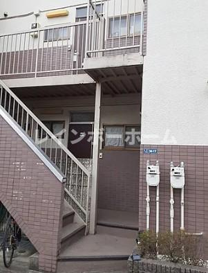アヴェイラ朝霞のエントランス
