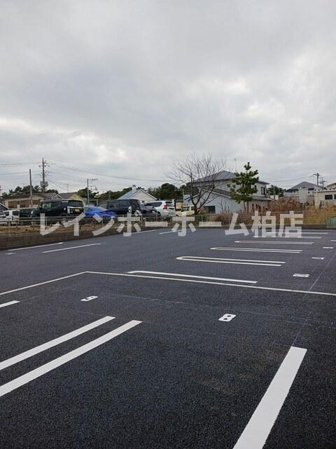 特典：仲介手数料が50％OFFです‼の駐車場|駐車場です
