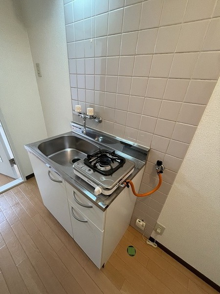 シャンブル綾瀬Jのキッチン