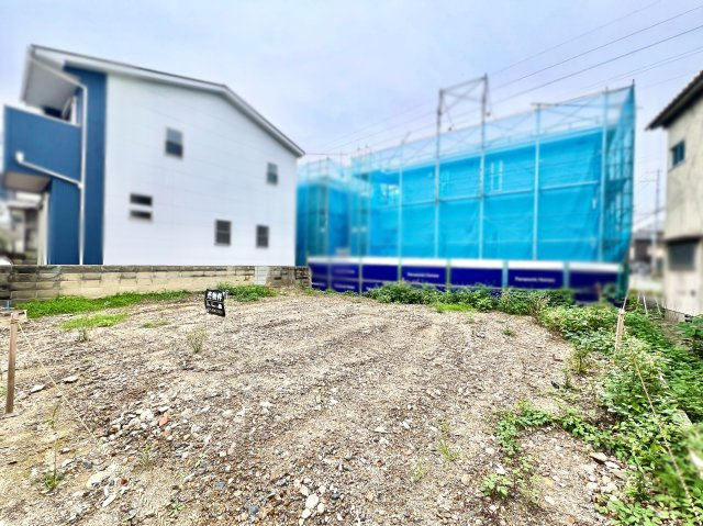 【前面道路含む現地写真】の画像