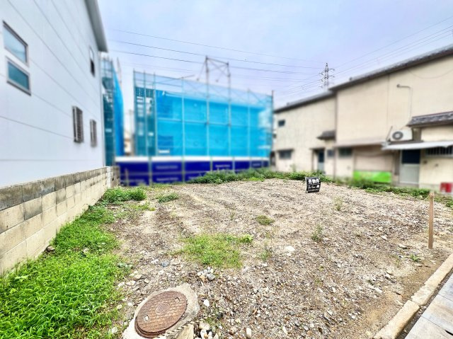 【前面道路含む現地写真】の画像