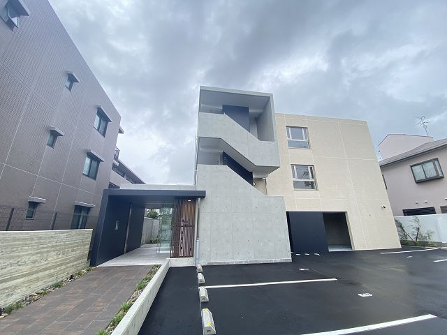 尼崎市塚口町２丁目のアパート