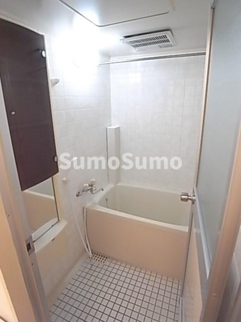 リアライズ尼崎の浴室