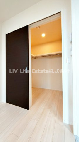 ヴィラ　アルブル　　　旧）東大泉６丁目マンション新築工事の収納