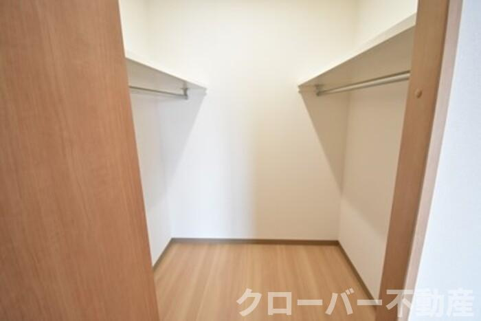 フォレスト林町の収納|ウォークインクローゼット