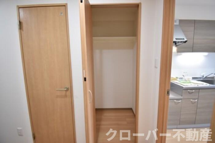 フォレスト林町の収納|廊下物入