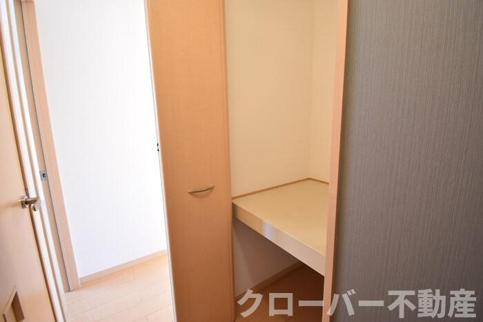 メゾンシャルム木太 B棟の収納|物入