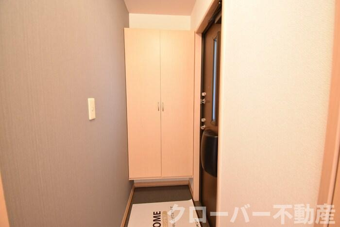 メゾンシャルム木太 B棟の玄関|玄関