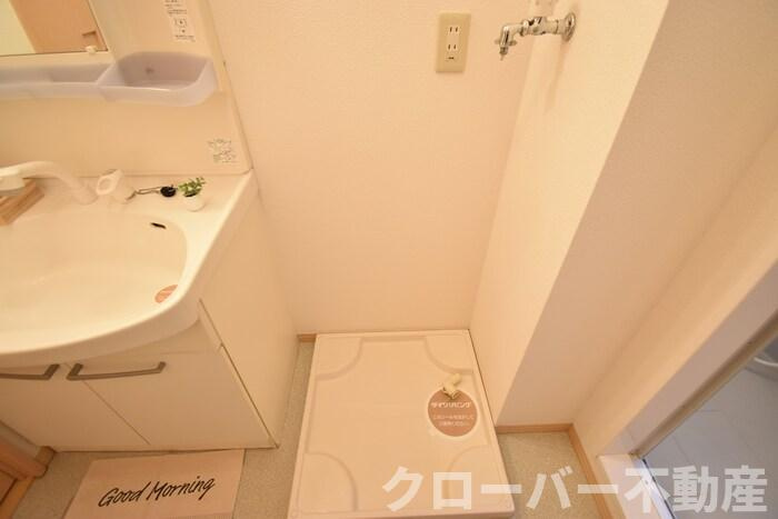 メゾンシャルム木太 B棟の洗面所|室内洗濯機置場