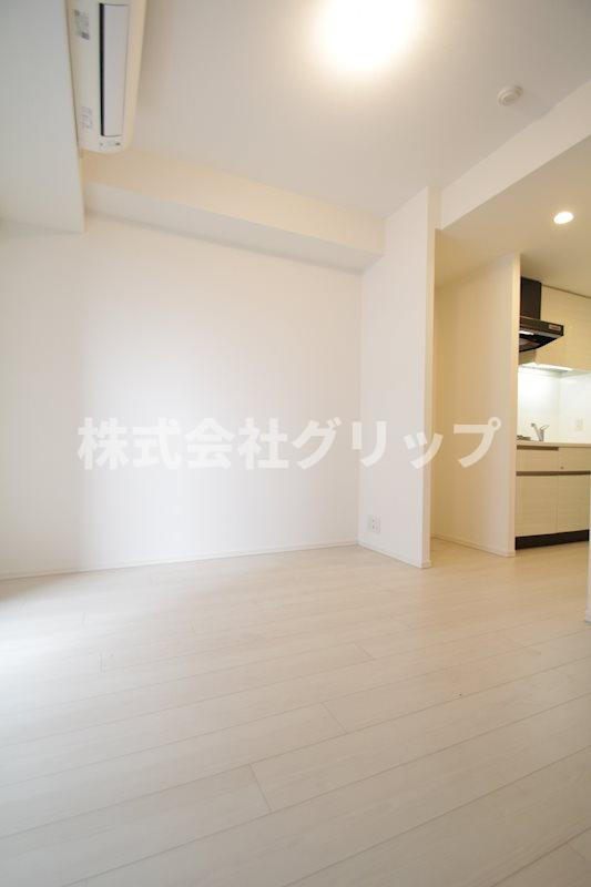 パークアクシス横濱関内スクエアの洋室