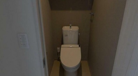 中野区本町４丁目の賃貸マンションのトイレ
