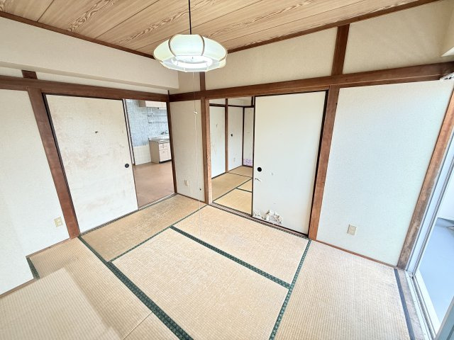 コーポ瑞ケ丘の和室