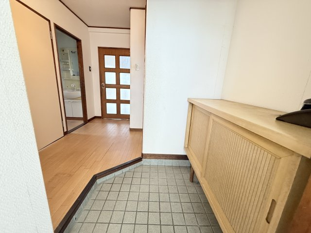 コーポ瑞ケ丘の玄関