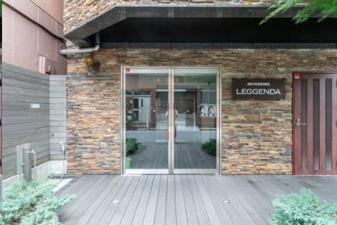 ARTESSIMO　LEGGENDAのエントランス
