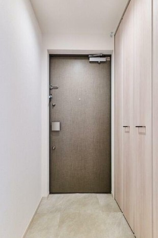 台東区谷中２丁目の賃貸マンションの玄関