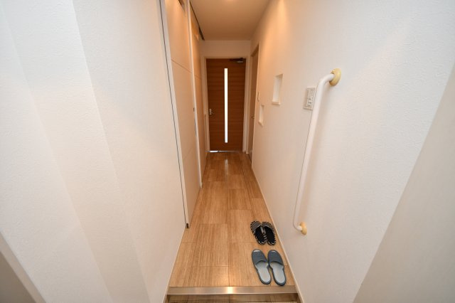 コンプレート富士見の玄関