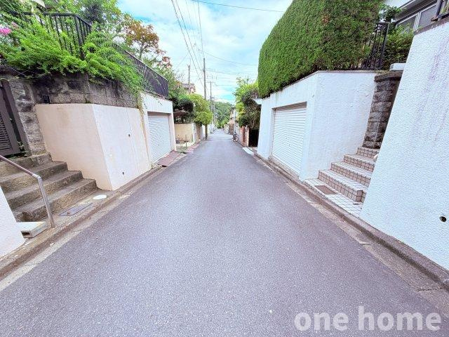 安岡寺町5丁目建物付き土地の前面道路含む現地写真|◆前面道路は交通量が少なめで、お子様も安心です！
◆【onehome専任物件】売主様→当社→お客様の関係でご内覧～商談までスムーズです!!