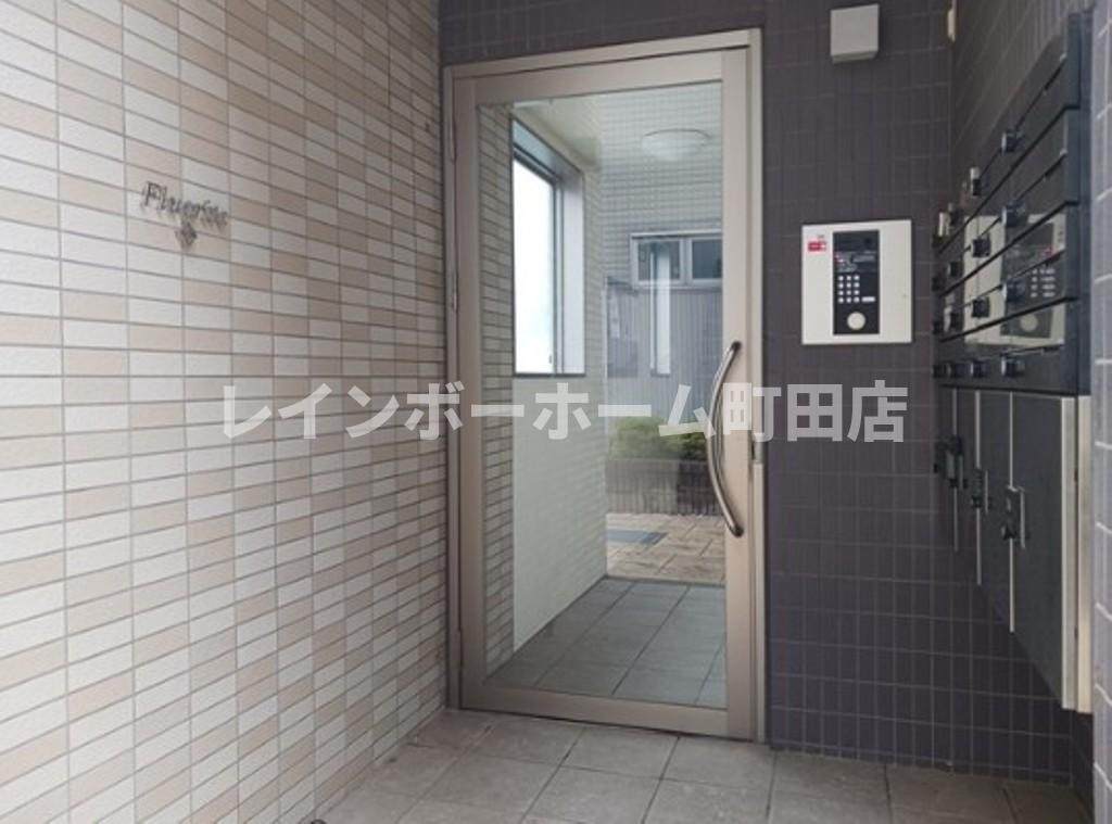 フローライト※初期費用分割後払いサービス利用可能物件のエントランス