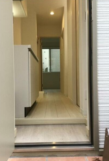 ソルナクレイシア平和台の玄関