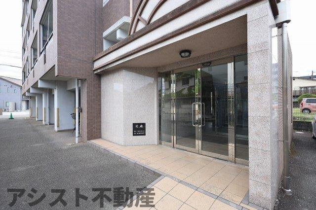 HWT横田のエントランス
