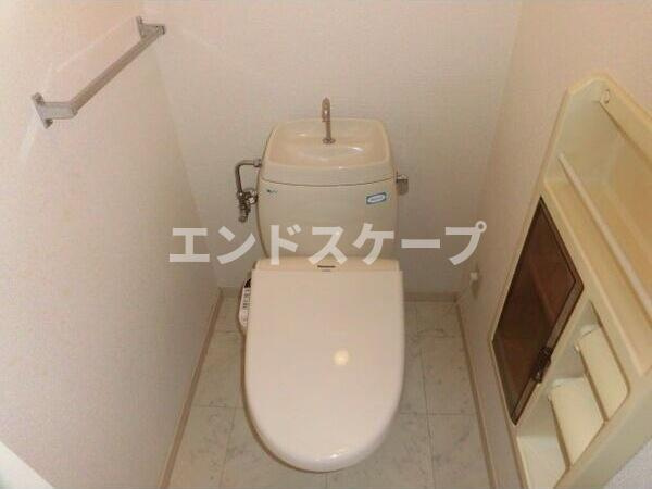 クレセント八幡Bのトイレ|高崎、前橋のお部屋探しはエンドスケープまで！お客様の理想お聞かせ下さい♪